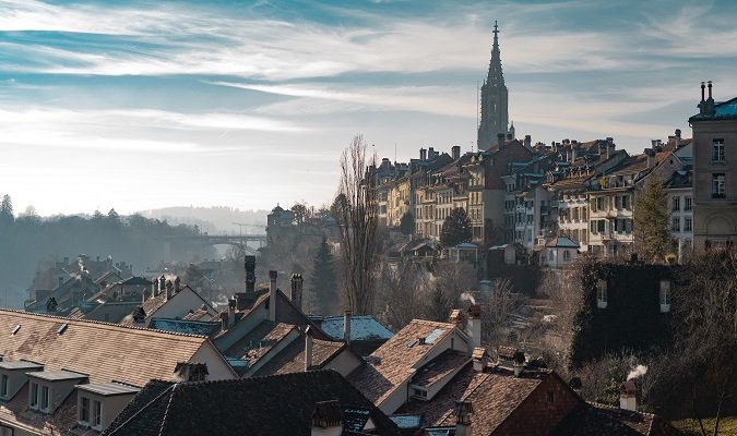 Explorar o Centro Histórico das Principais Cidades Suíças